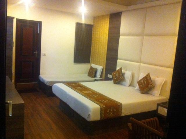 Hotel Karat 87 Inn نيودلهي المظهر الخارجي الصورة